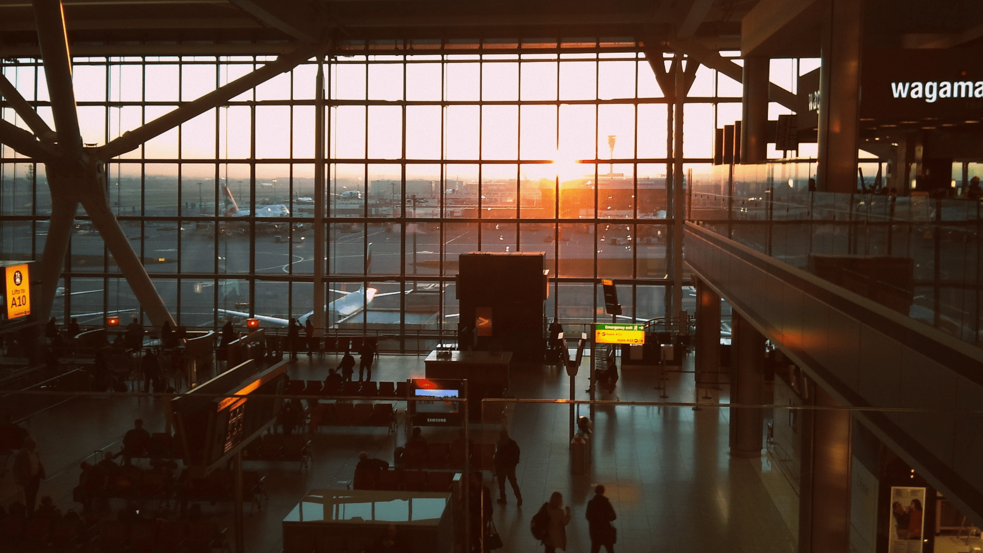 Stop & Go Limo airport shuttle service