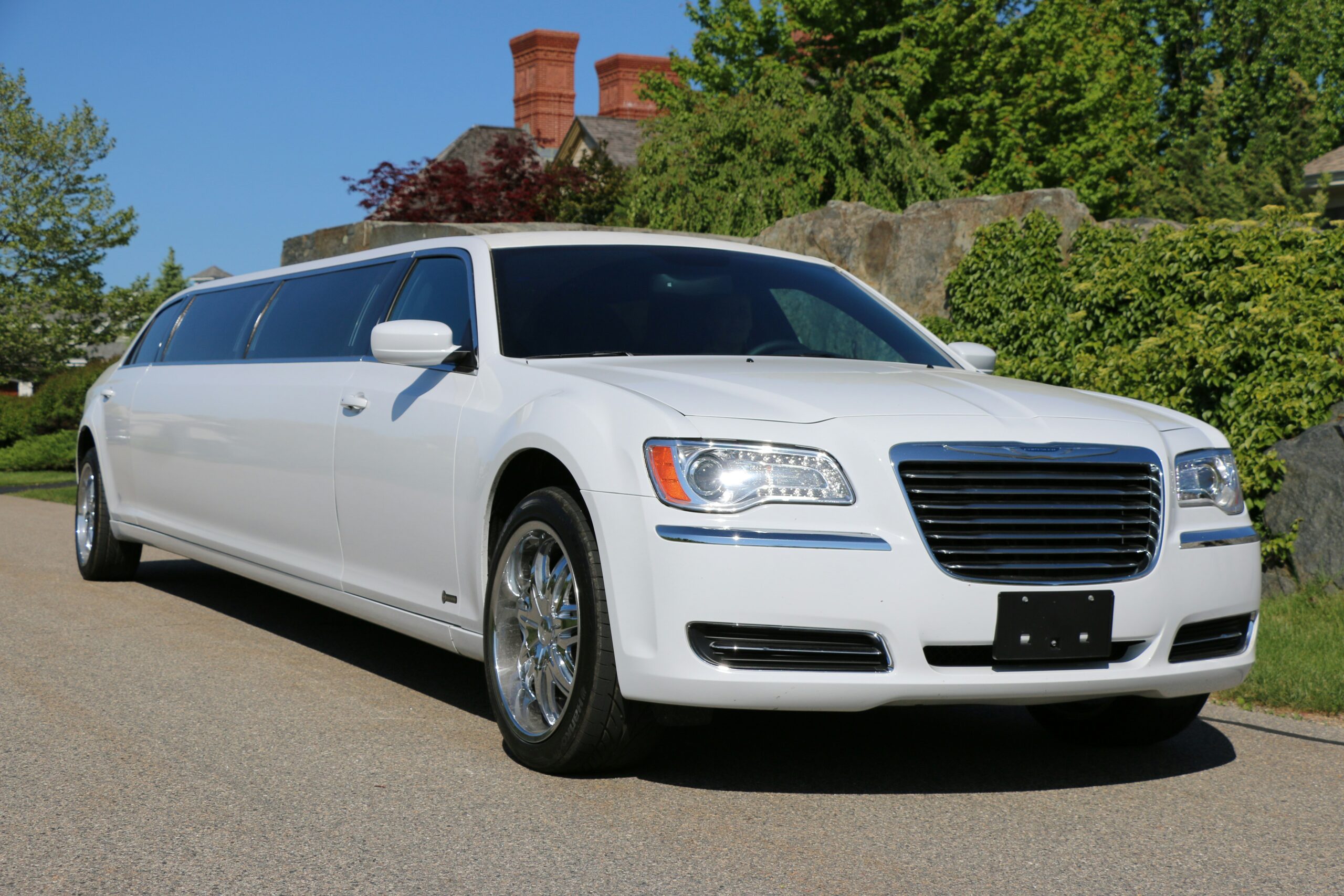 Stop & Go Limo airport shuttle service