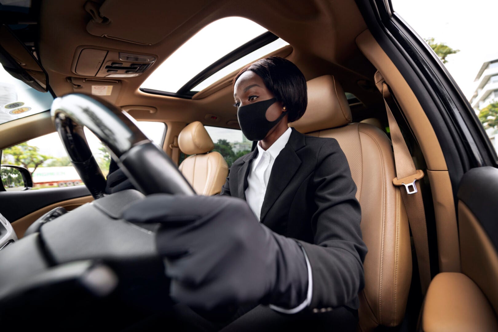 Stop & Go Limo airport shuttle service