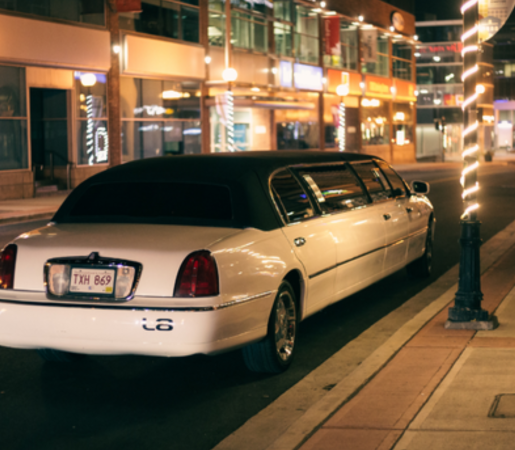 White limousine in Morris, Illinois — Stop and Go Airport Shuttle
