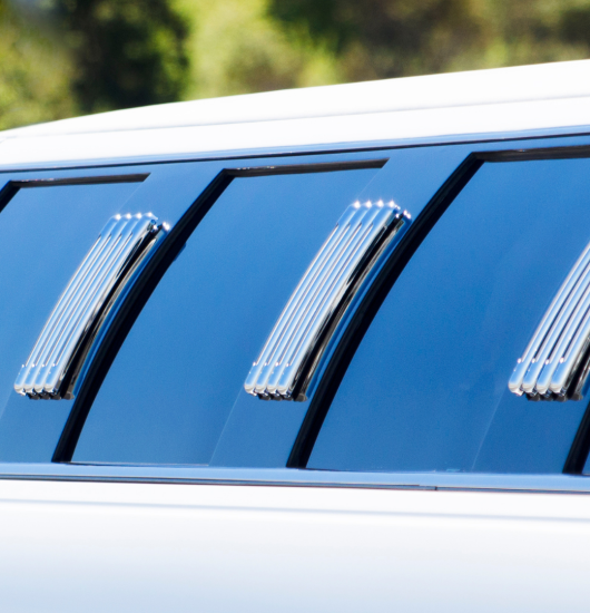 Limousine service in Plainfield, Illinois — Stop and Go Airport Shuttle